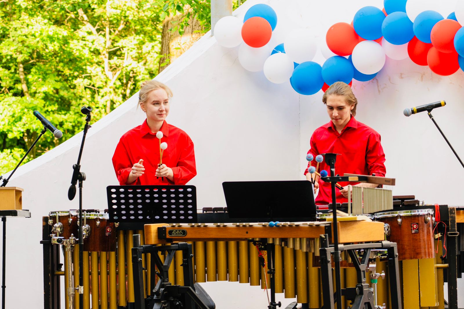 Ансамбль ударных инструментов Rhythm Synergy выступил на фестивале «Лето в Москве» в Детском парке «Фили»