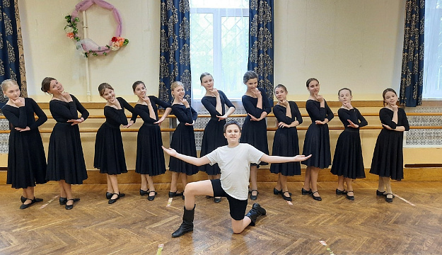 Хореографический ансамбль "Мозаика", группа "Мозаика"