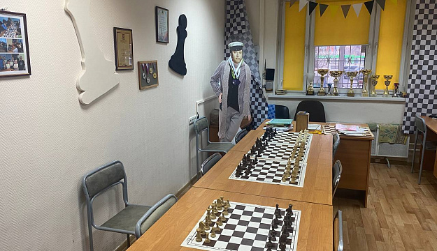 Клубный центр  "Ровесник", Мичуринский проспект, д. 27, корп. 1
