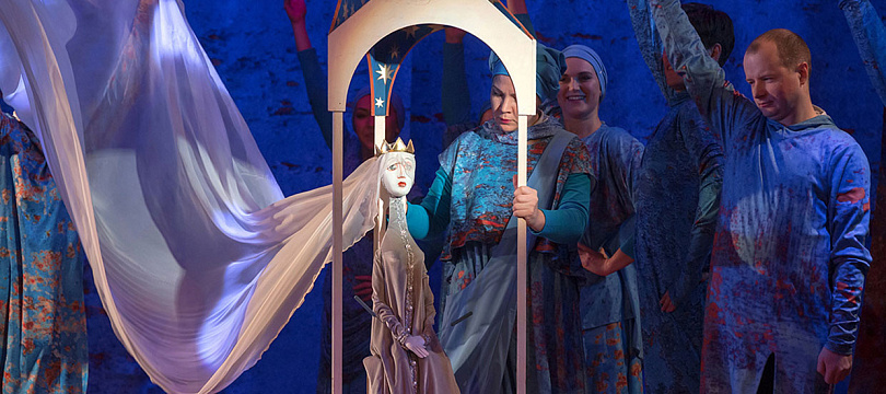 Сказка о мертвой царевне и о семи богатырях