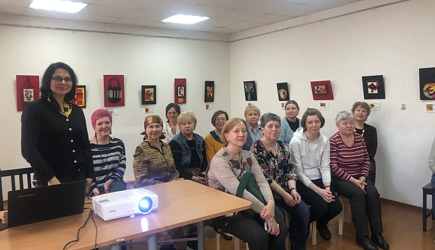 Клуб-мастерская текстильного дизайна "Красный сарафан"