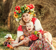 Фотоконкурс «Мама и дети в национальных костюмах»