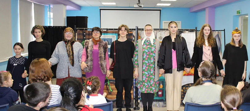 Три бабуси одного внука